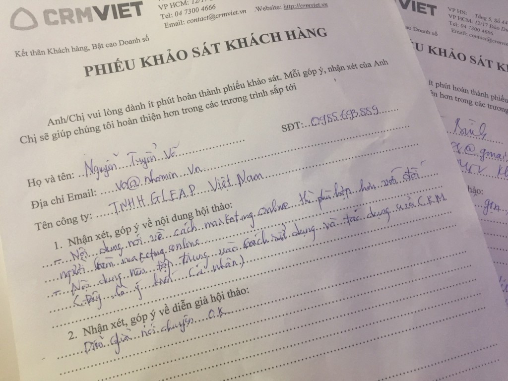 Khách mời đóng góp ý kiến trong buổi hội thảo.